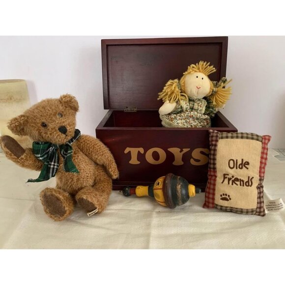 Boyds Collection Toy Box Of Friendship Memories Doll & Bear Set - Picture 8 of 13